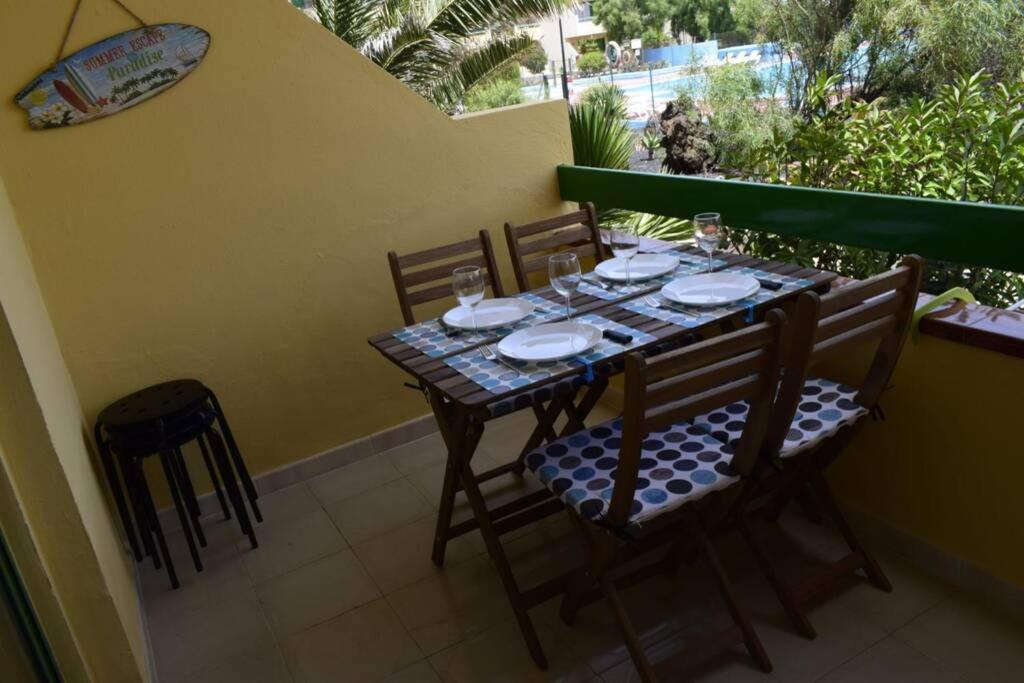 Appartement Bouganville Rez-De-Chaussee Wifi كوستا دي أنتيجوا المظهر الخارجي الصورة