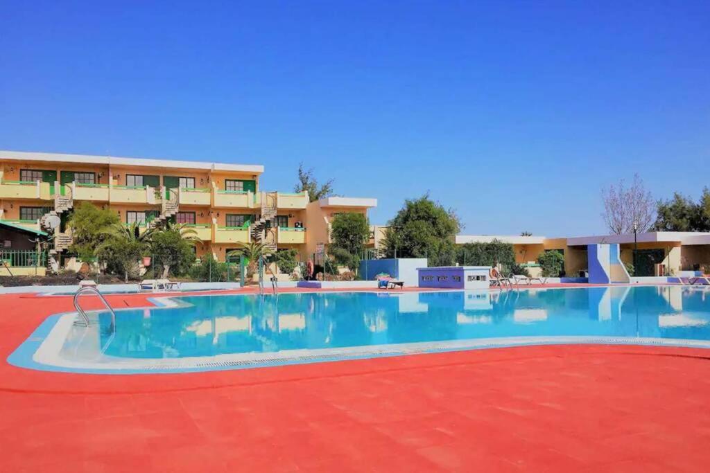 Appartement Bouganville Rez-De-Chaussee Wifi كوستا دي أنتيجوا المظهر الخارجي الصورة