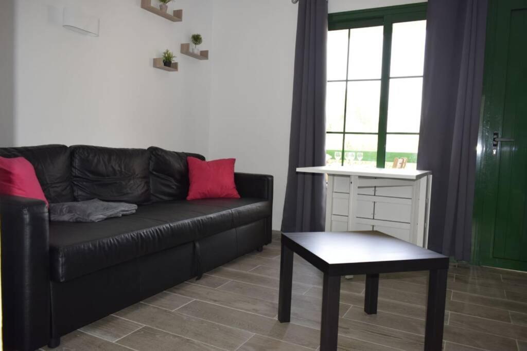 Appartement Bouganville Rez-De-Chaussee Wifi كوستا دي أنتيجوا المظهر الخارجي الصورة