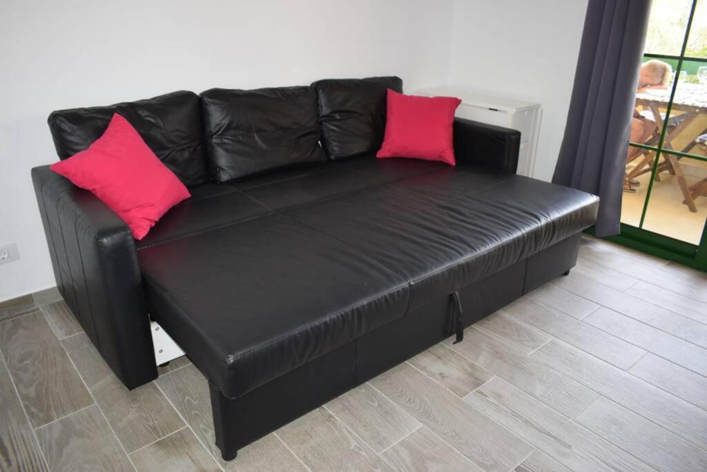 Appartement Bouganville Rez-De-Chaussee Wifi كوستا دي أنتيجوا المظهر الخارجي الصورة